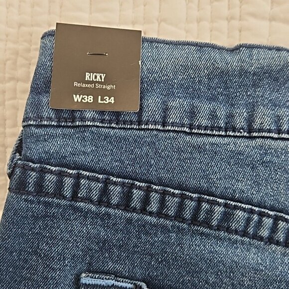 True Religion Ricky Jeans Men's 38 x 34 Relaxed Straight Blue Denim NWT NEW - Picture 8 of 14